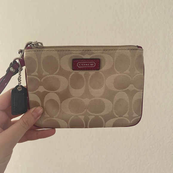 Coach Signature C Wristlet, Vintage, Beige & Burgundy - Like New - Picture 5 of 6